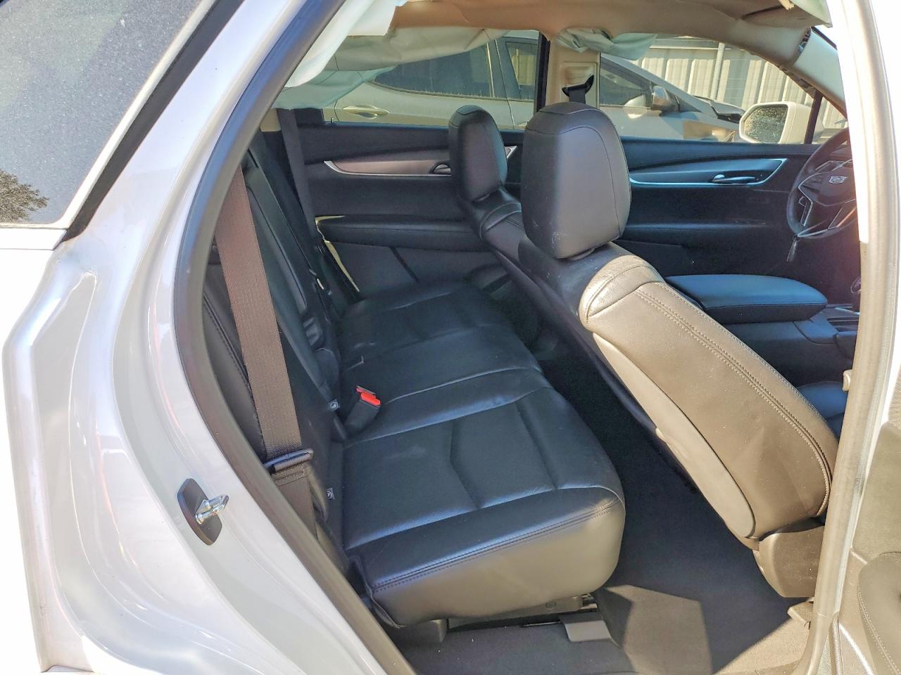 2018 Cadillac Xt5 VIN 1GYKNDRSXJZ204074 photo 11