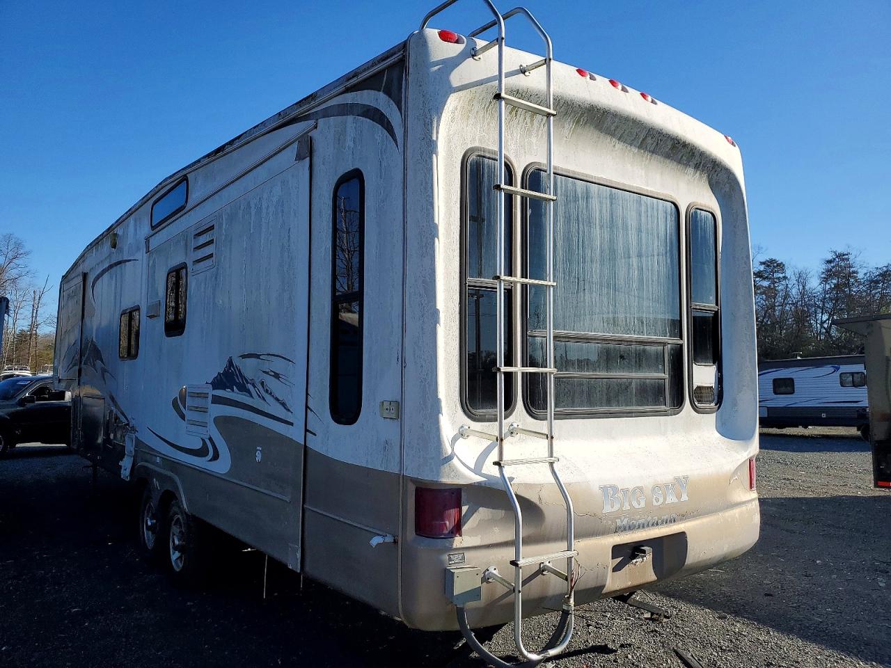 2004 KEYSTONE Montana VIN 4YDF367254D509931 photo 3