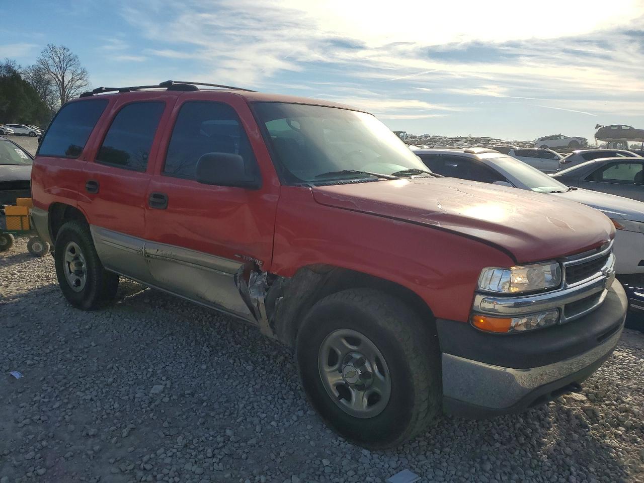 2000 Chevrolet Tahoe VIN 1GNEK13T2YJ113375 photo 4