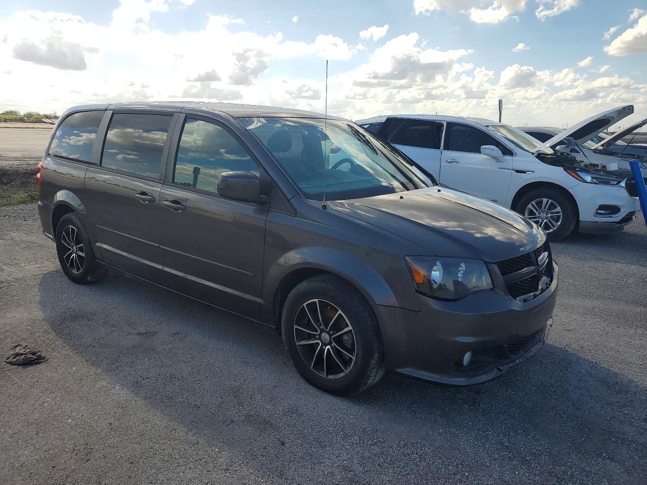 2015 Dodge Caravan VIN 2C4RDGCG6FR703923 photo 4