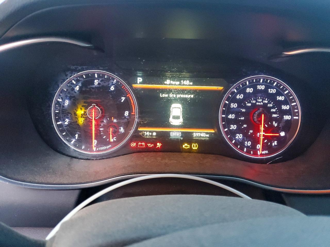 2019 Genesis G70 VIN KMTG44LA7KU025635 photo 9