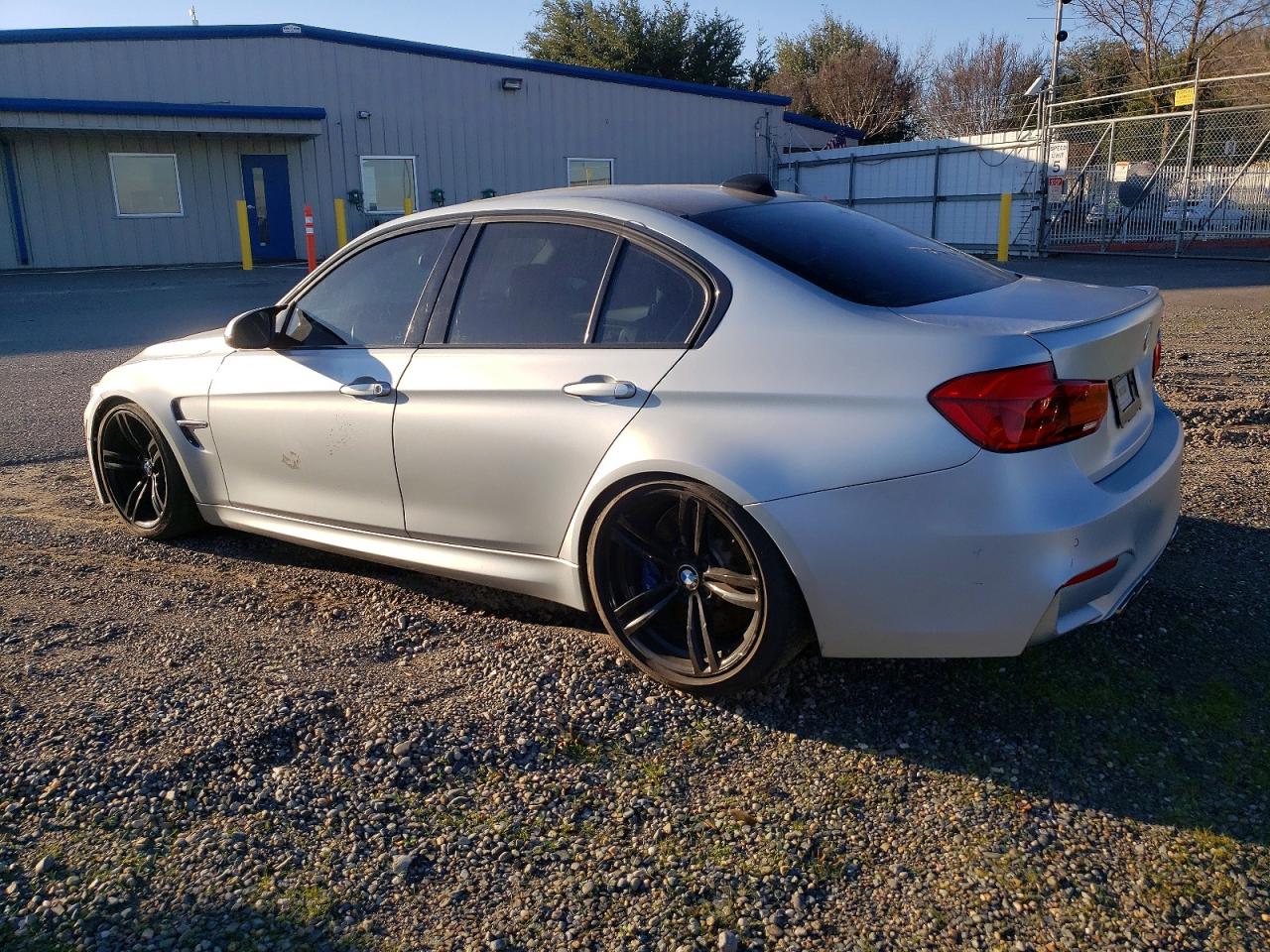 2016 BMW M3 VIN WBS8M9C50G5D31205 photo 2
