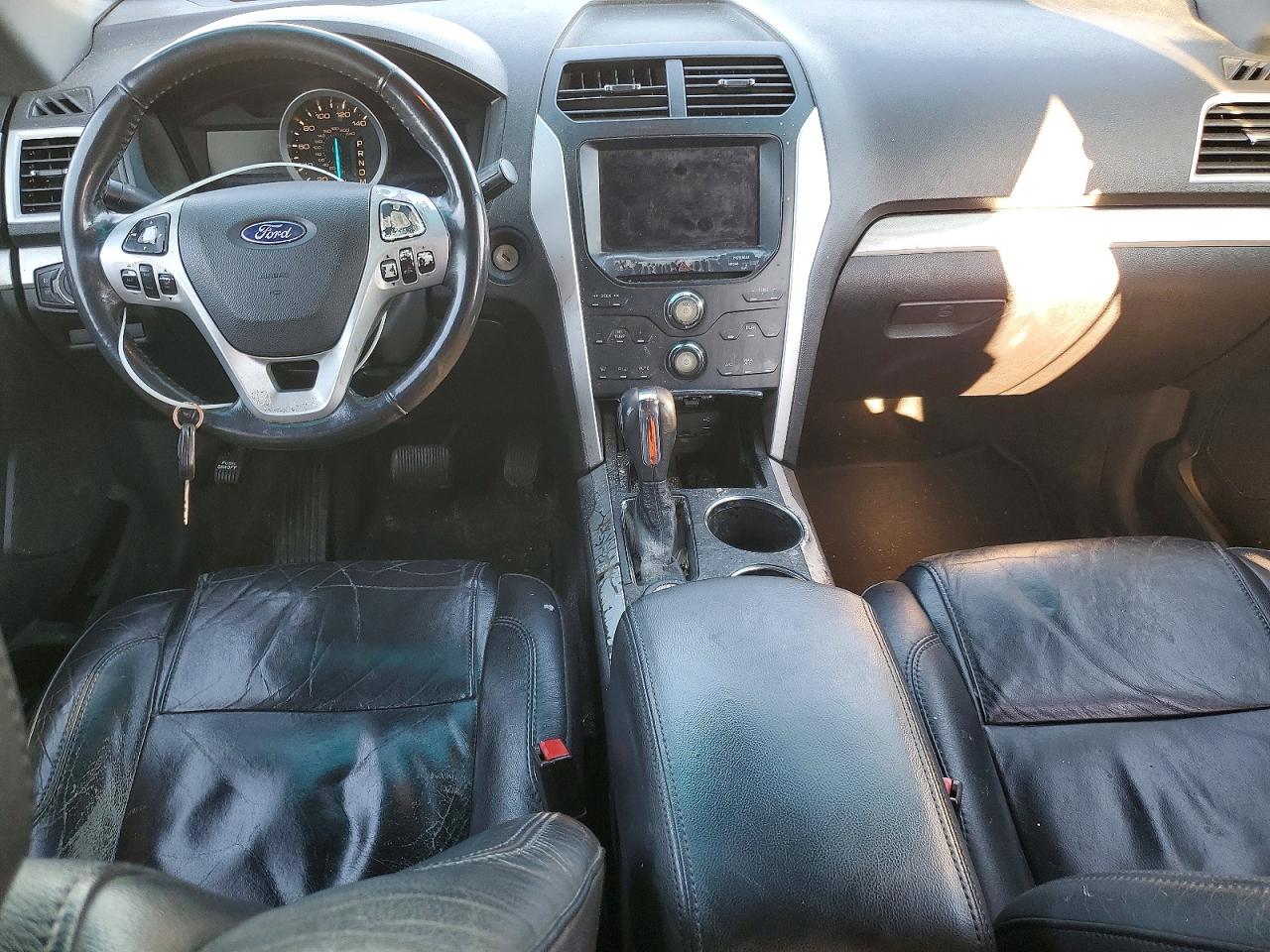 2011 Ford Explorer VIN 1FMHK8D80BGA48082 photo 8