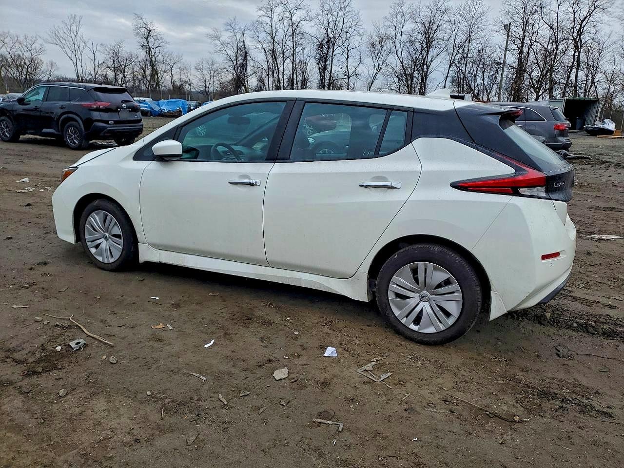 2023 Nissan Leaf VIN 1N4AZ1BV5PC561169 photo 2