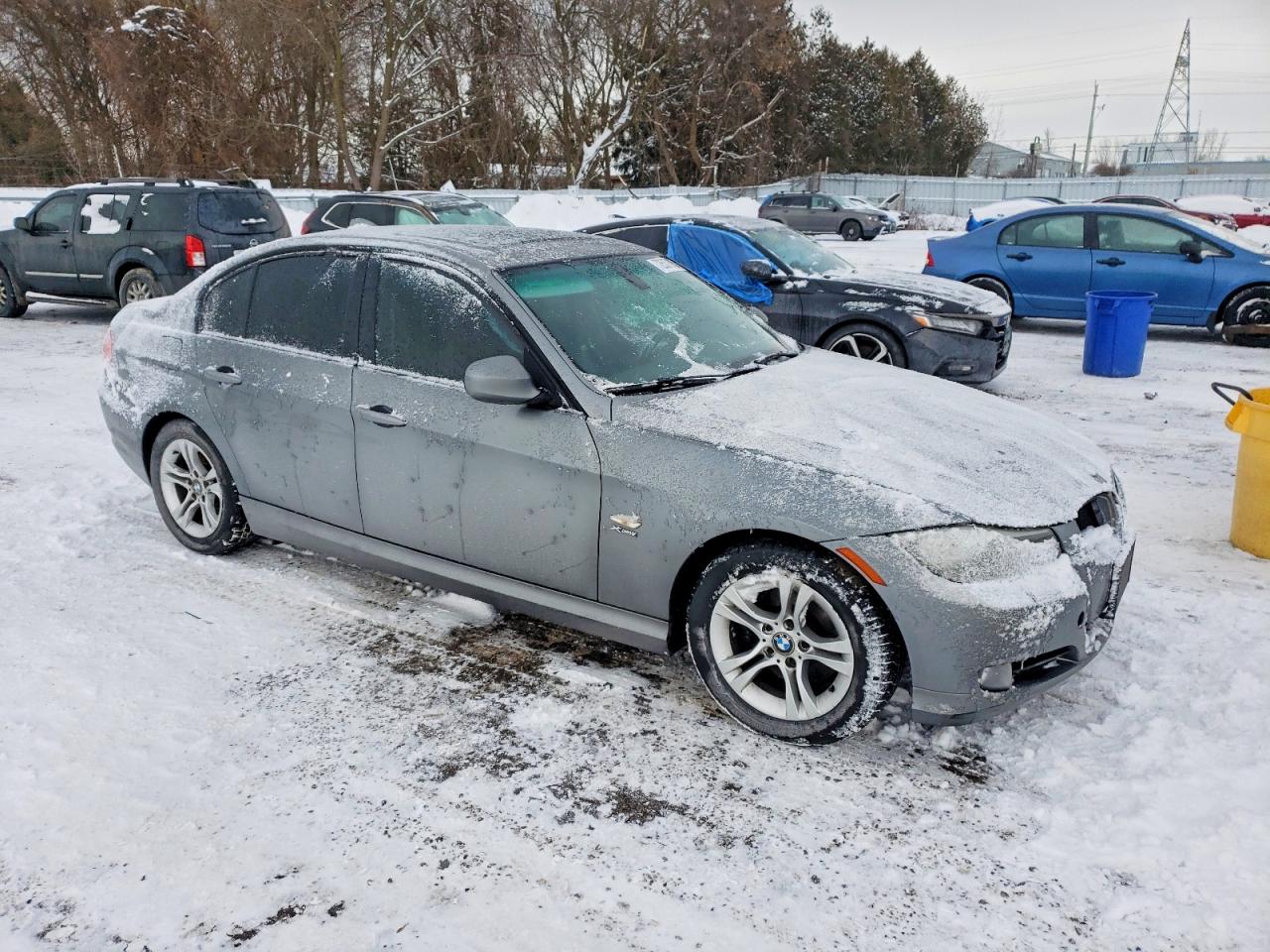 2010 BMW 3 series VIN WBAPK7C51AA458227 photo 4