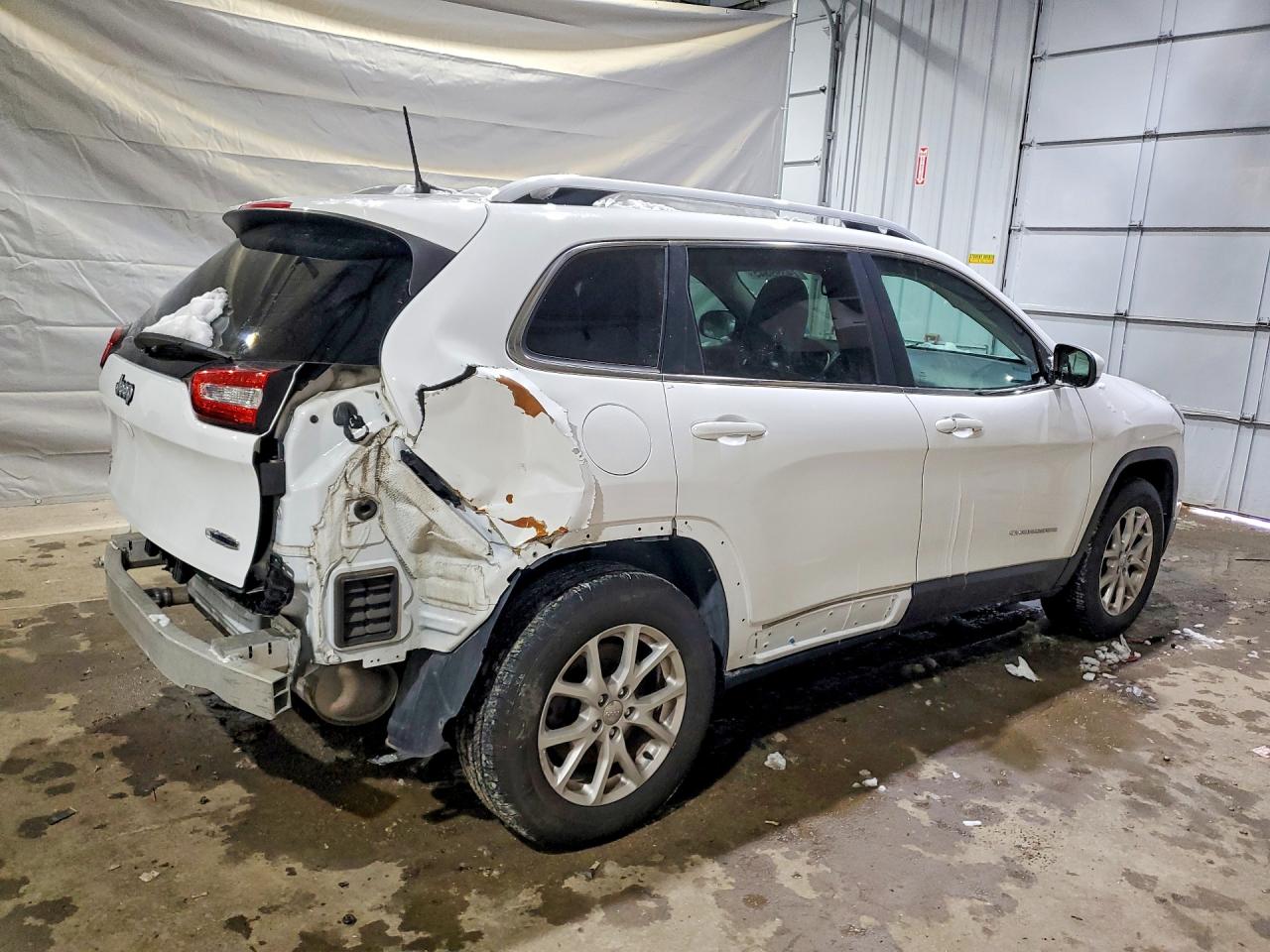 2017 Jeep Grand cher VIN 1C4PJMCB0HW588748 photo 3