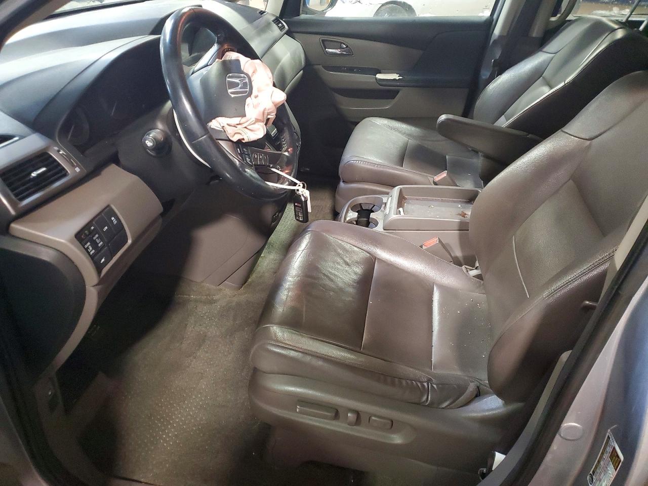 2017 Honda Odyssey VIN 5FNRL5H61HB019724 photo 7