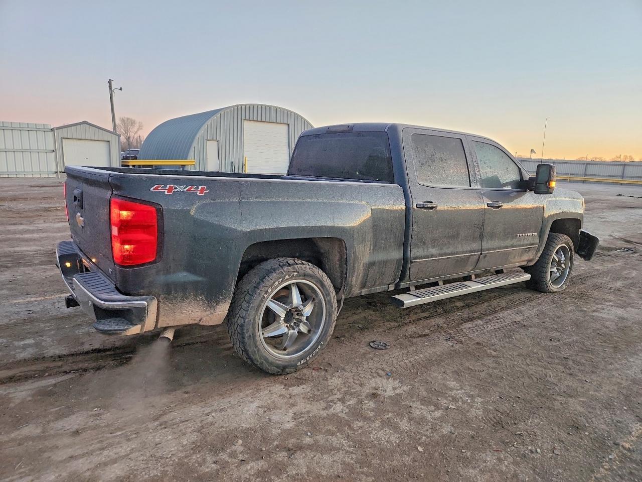 2017 CHEV All models VIN 3GCUKREC8HG413665 photo 3