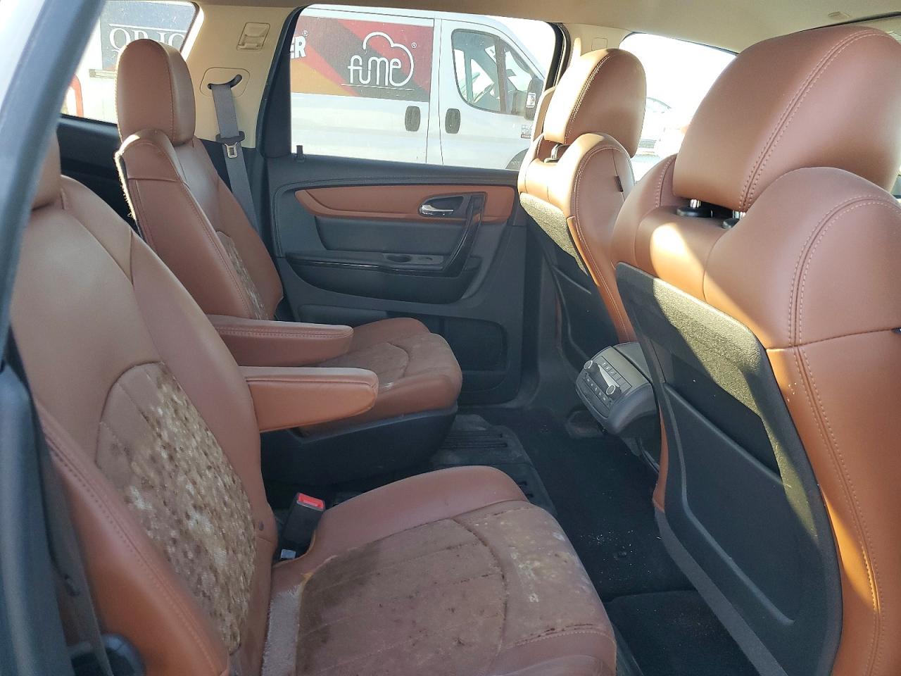 2015 Chevrolet Traverse VIN 1GNKRJKD0FJ205512 photo 10