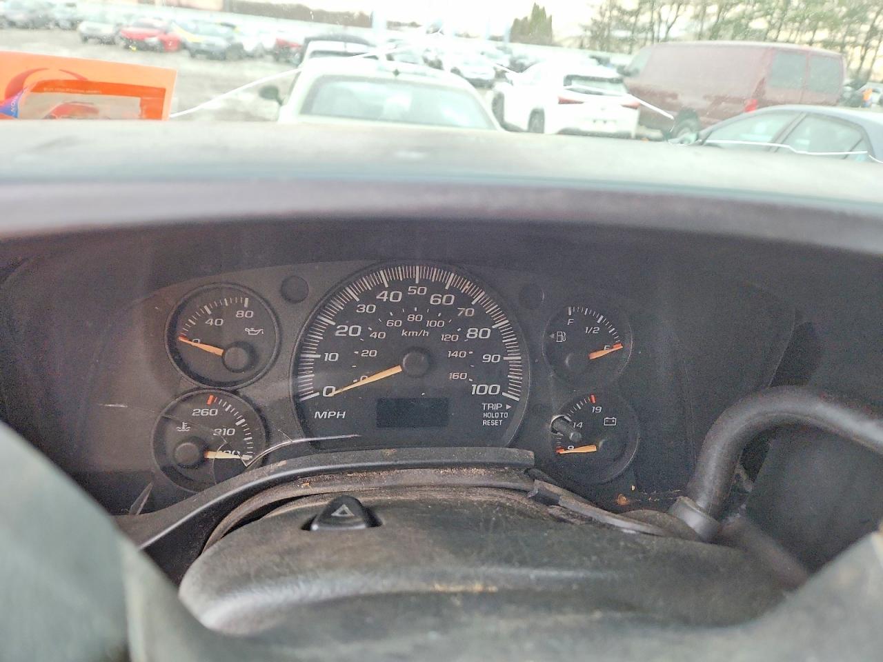 2005 CHEV Express VIN 1GCGG25V351237660 photo 9