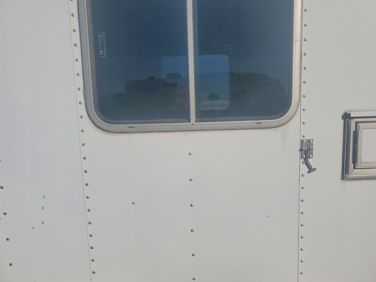 2000 PELSUE FIBER OPTIC SPLICING TRAILER VIN 4FGL01126YC028313 photo 6