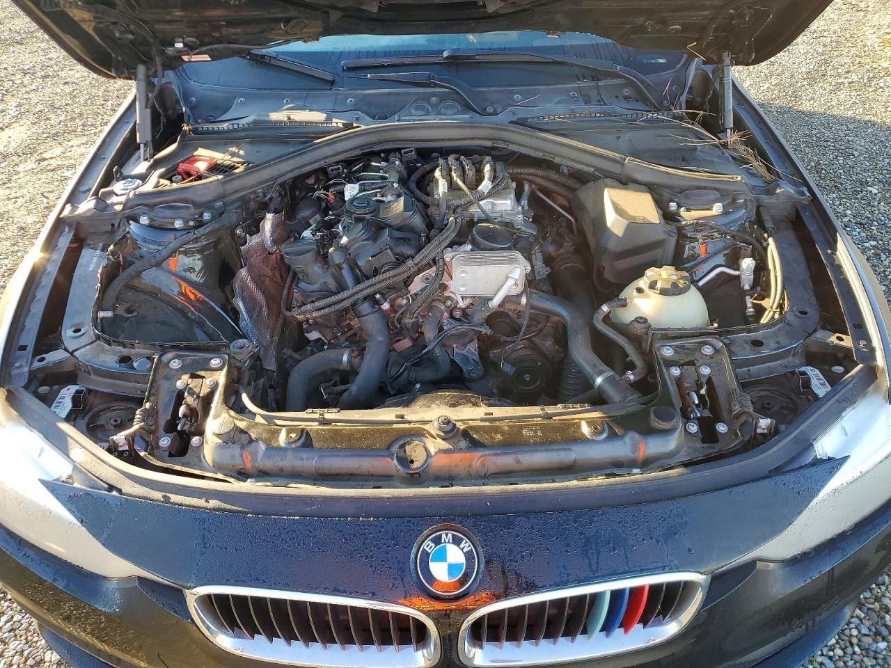 2017 BMW 3 series VIN WBA8A9C31HK864806 photo 11