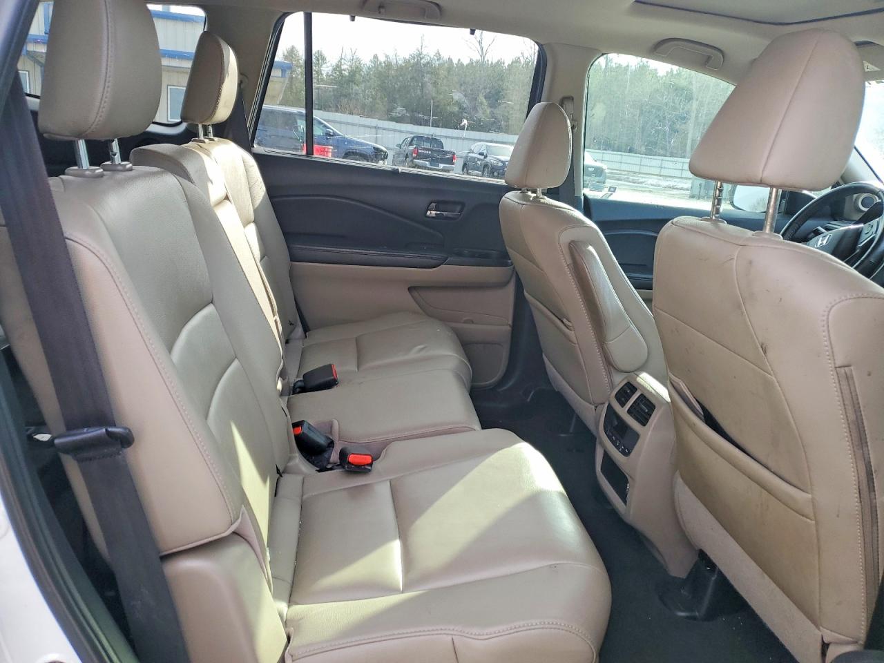 2020 Honda Pilot VIN 5FNYF5H59LB029016 photo 11