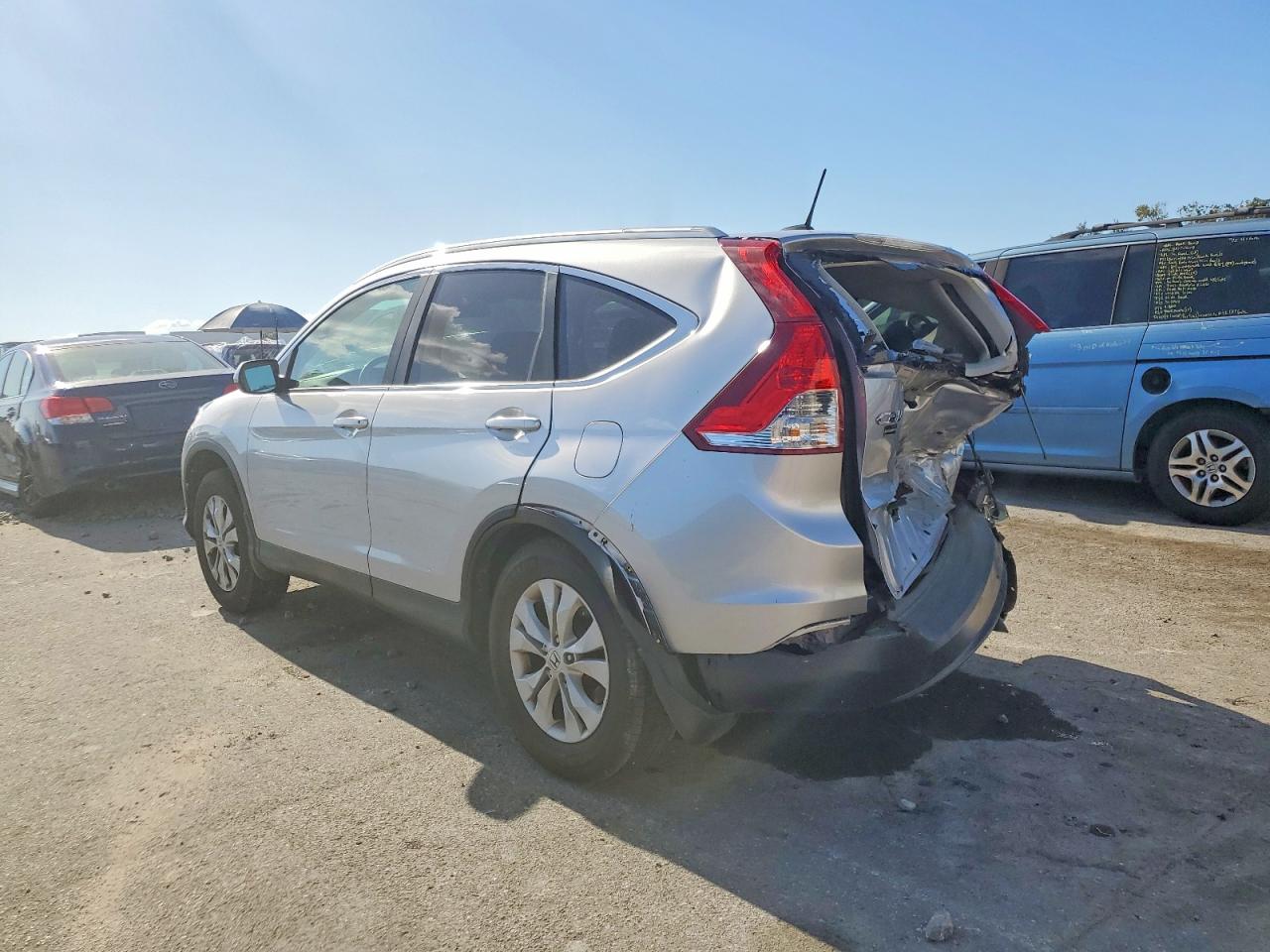 2014 Honda Crv VIN 2HKRM3H72EH557873 photo 2