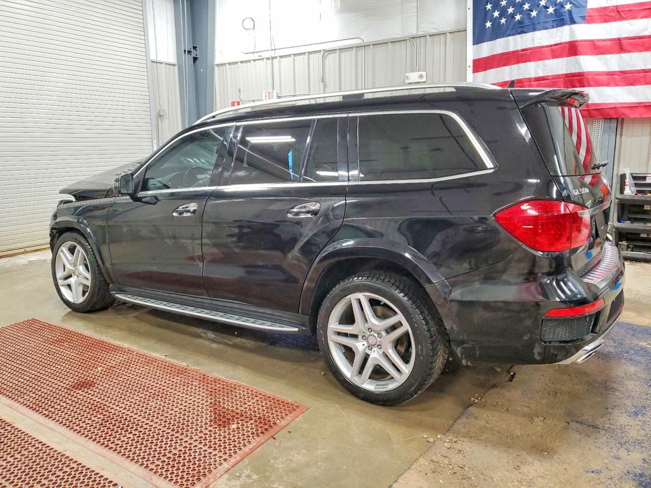 2016 Mercedes-Benz Gl-class VIN 4JGDF7DE6GA674636 photo 2