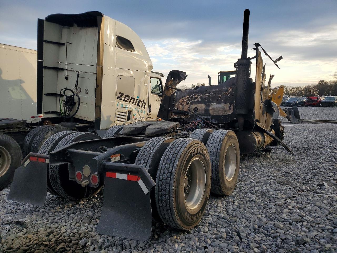 2007 FREIGHTLINER All other VIN 1FUJA6CK67LY49651 photo 4