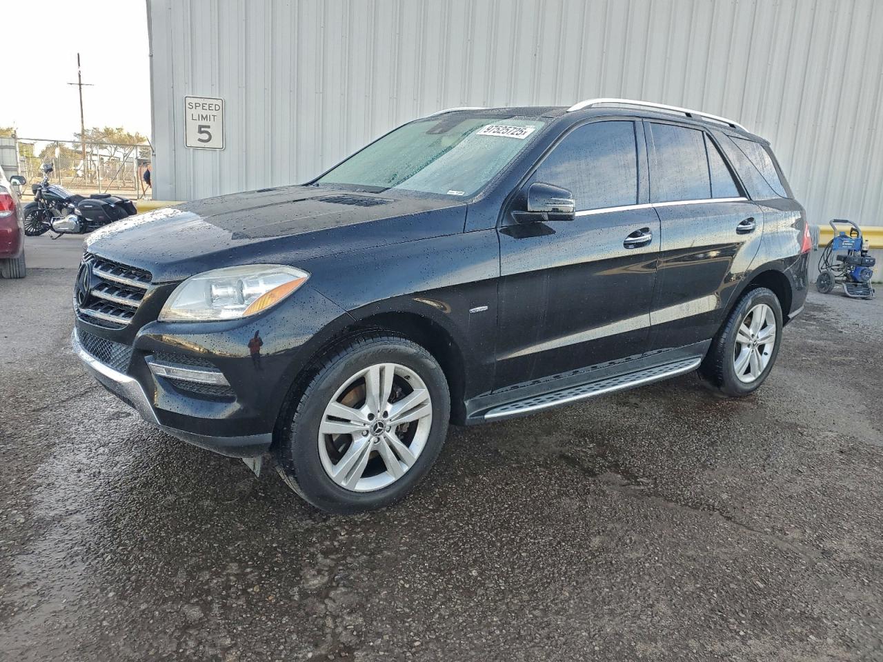 2012 Mercedes-Benz M-class VIN 4JGDA5HB1CA059702 photo 1