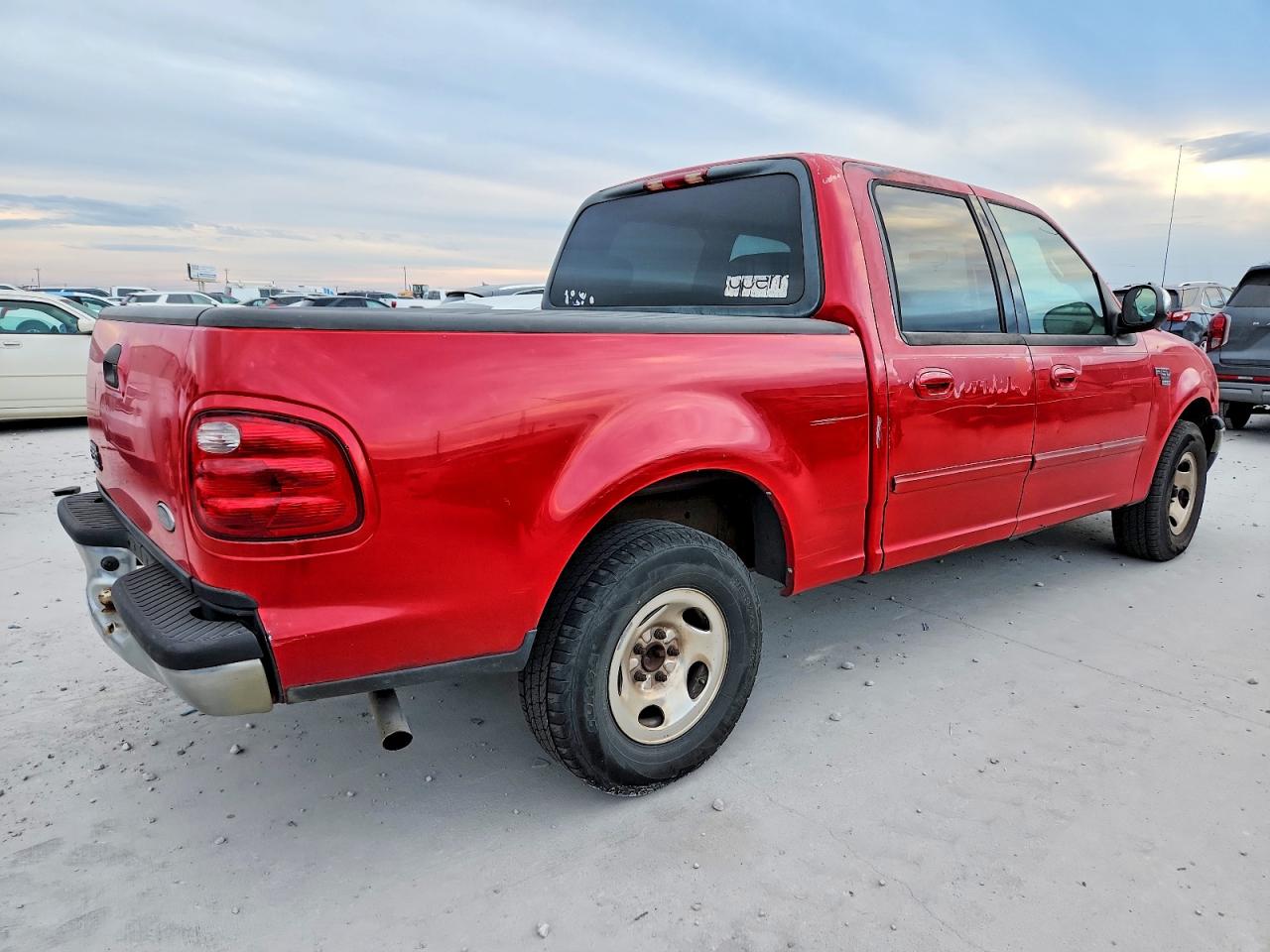 2002 Ford F-150 VIN 1FTRW07L62KB70876 photo 3