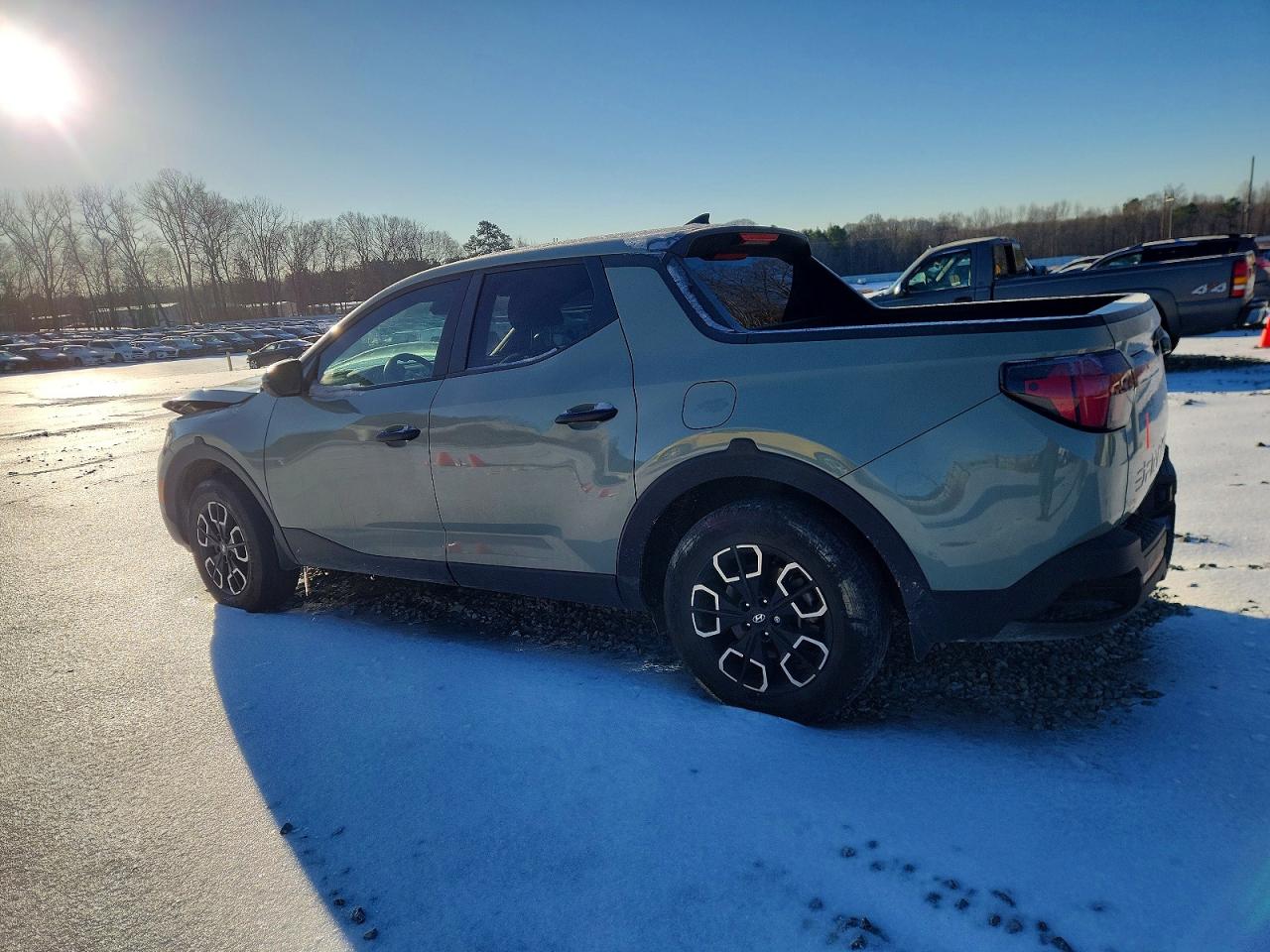 2023 Hyundai Santa cruz VIN 5NTJBDAE7PH049078 photo 2