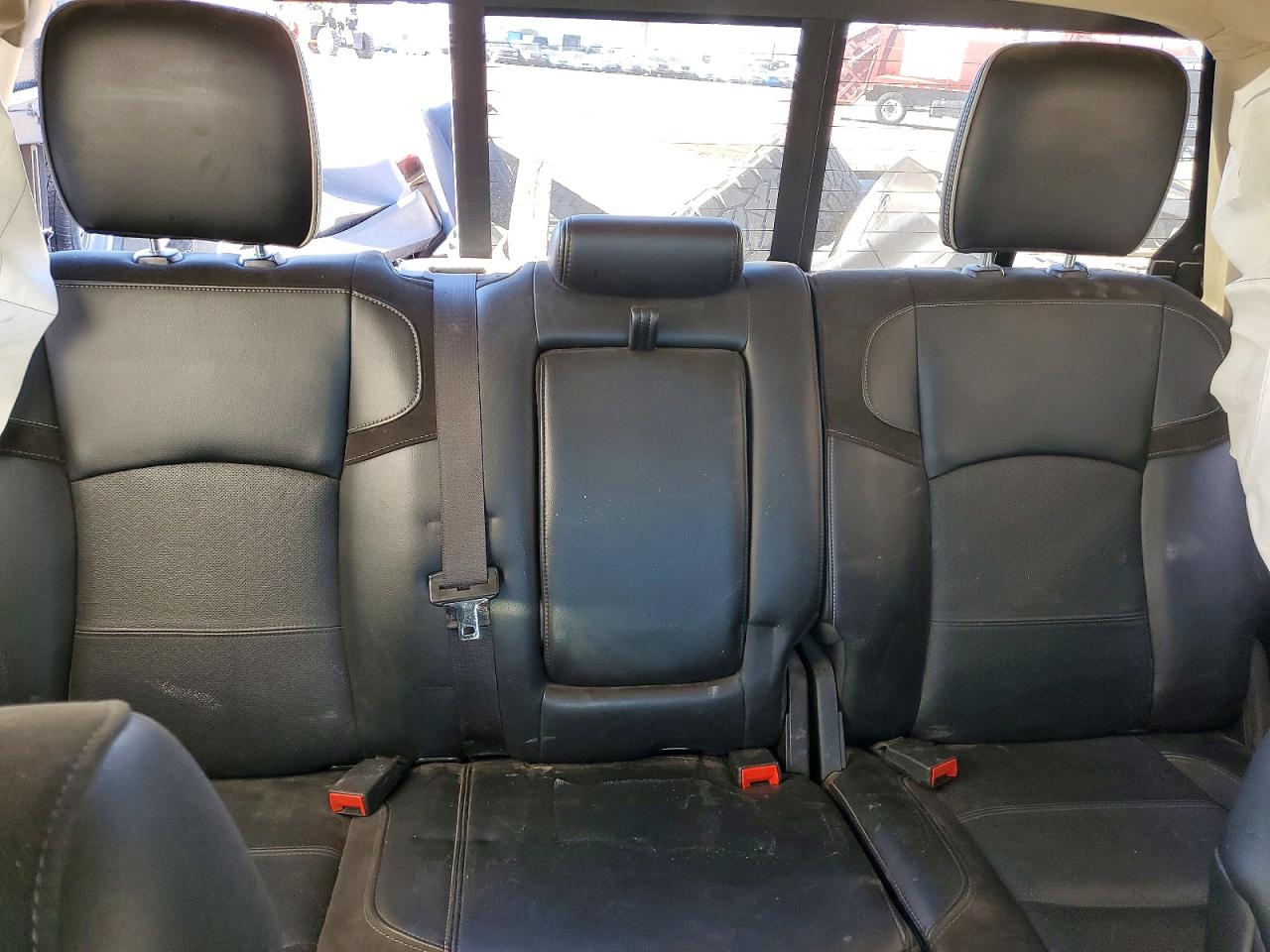 2019 Ram 3500 VIN 3C63RRJL6KG592283 photo 6