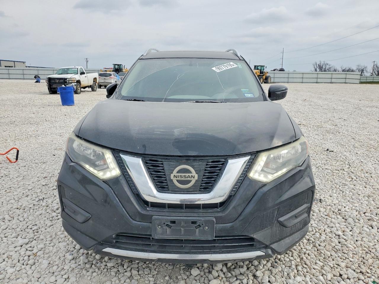 2017 NISS Rogue VIN JN8AT2MT9HW152545 photo 5