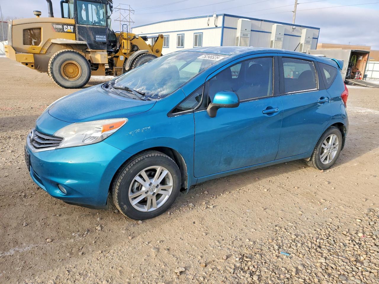 2014 Nissan Versa VIN 3N1CE2CP2EL435456 photo 1