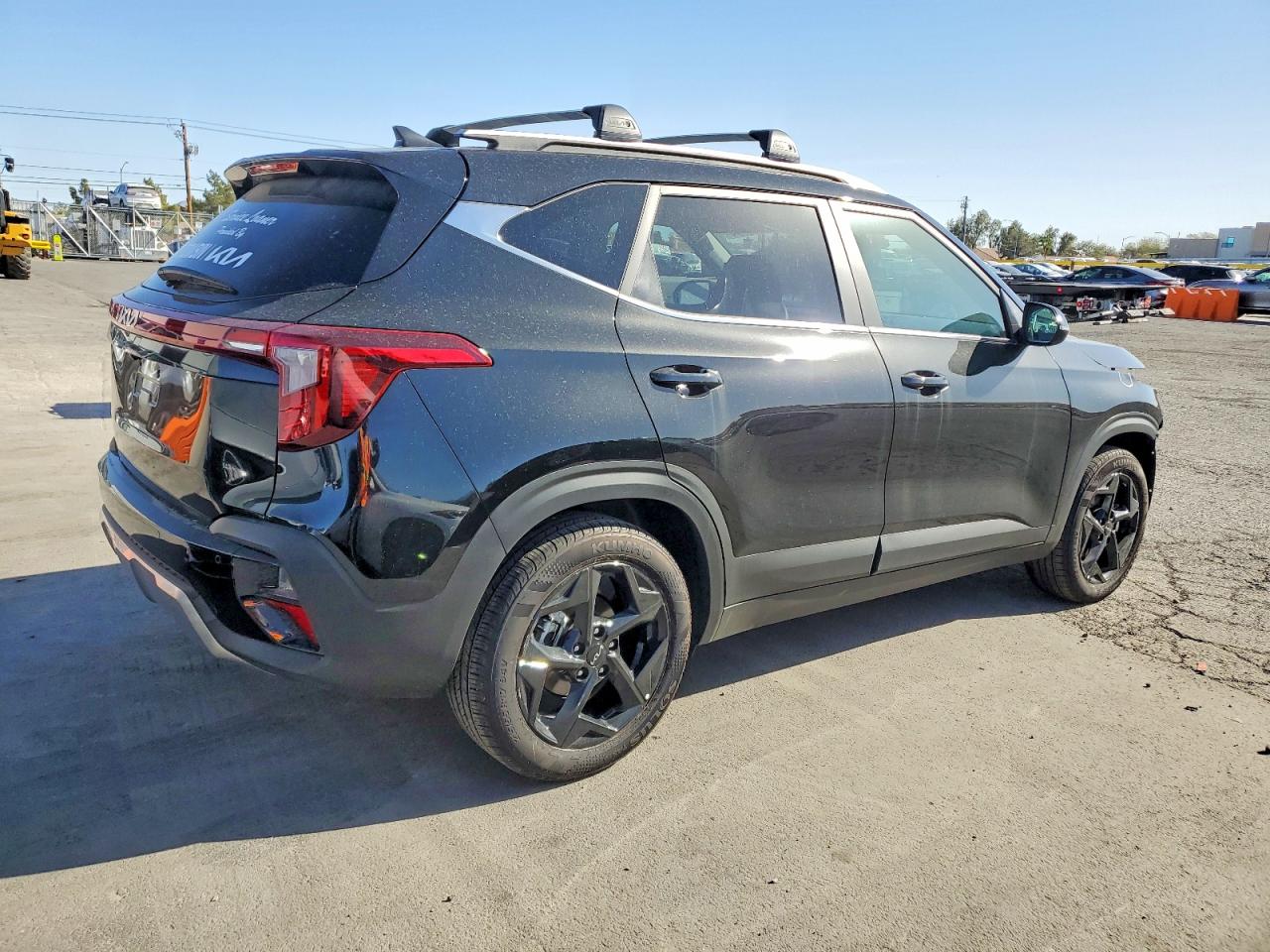 2025 Kia Seltos VIN KNDER2AA2S7805409 photo 3