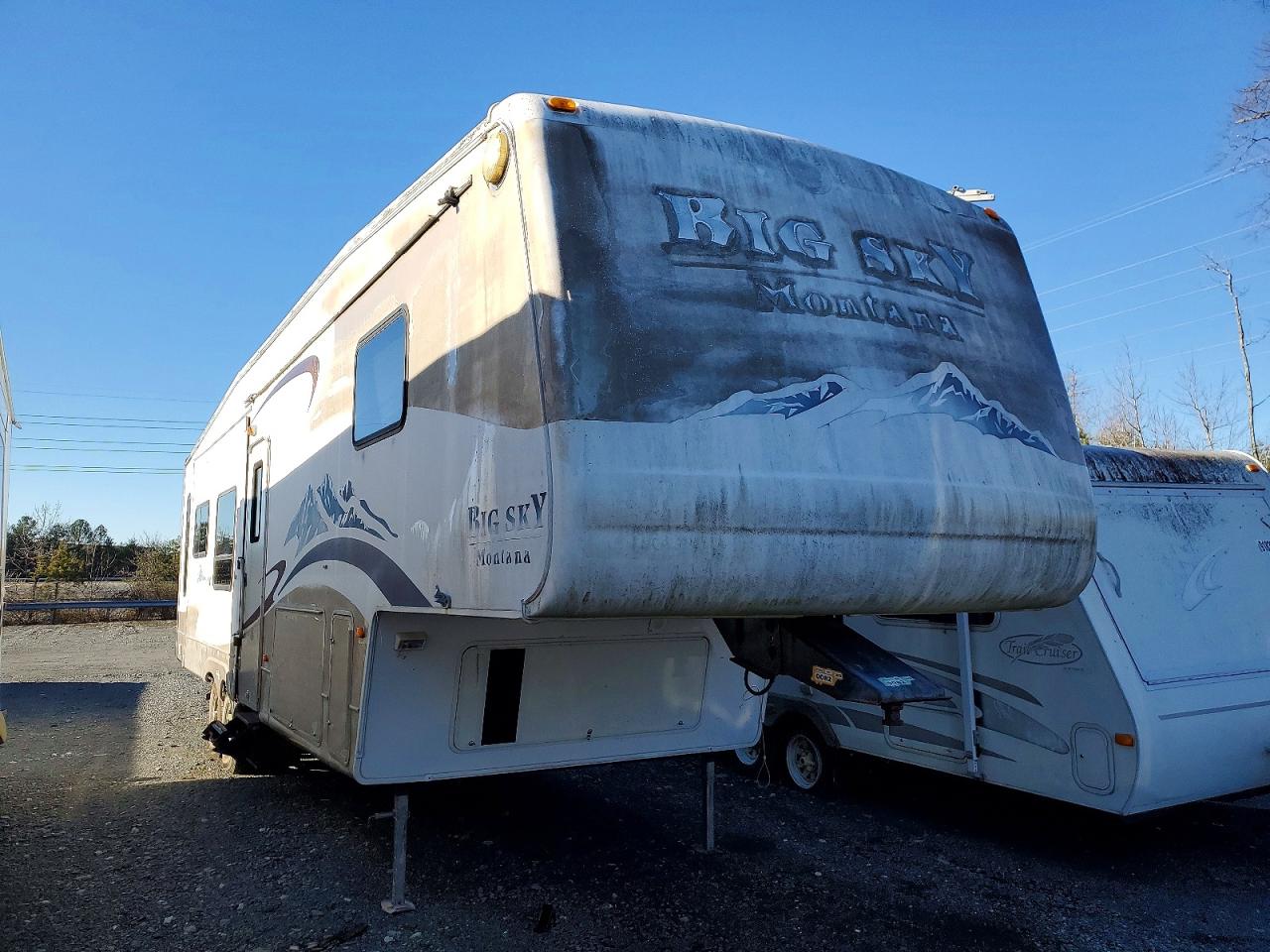 2004 KEYSTONE Montana VIN 4YDF367254D509931 photo 1
