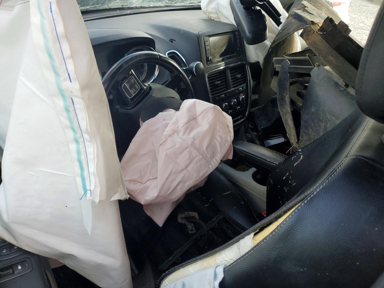 2020 Dodge Caravan VIN 2C4RDGCG4LR153603 photo 8