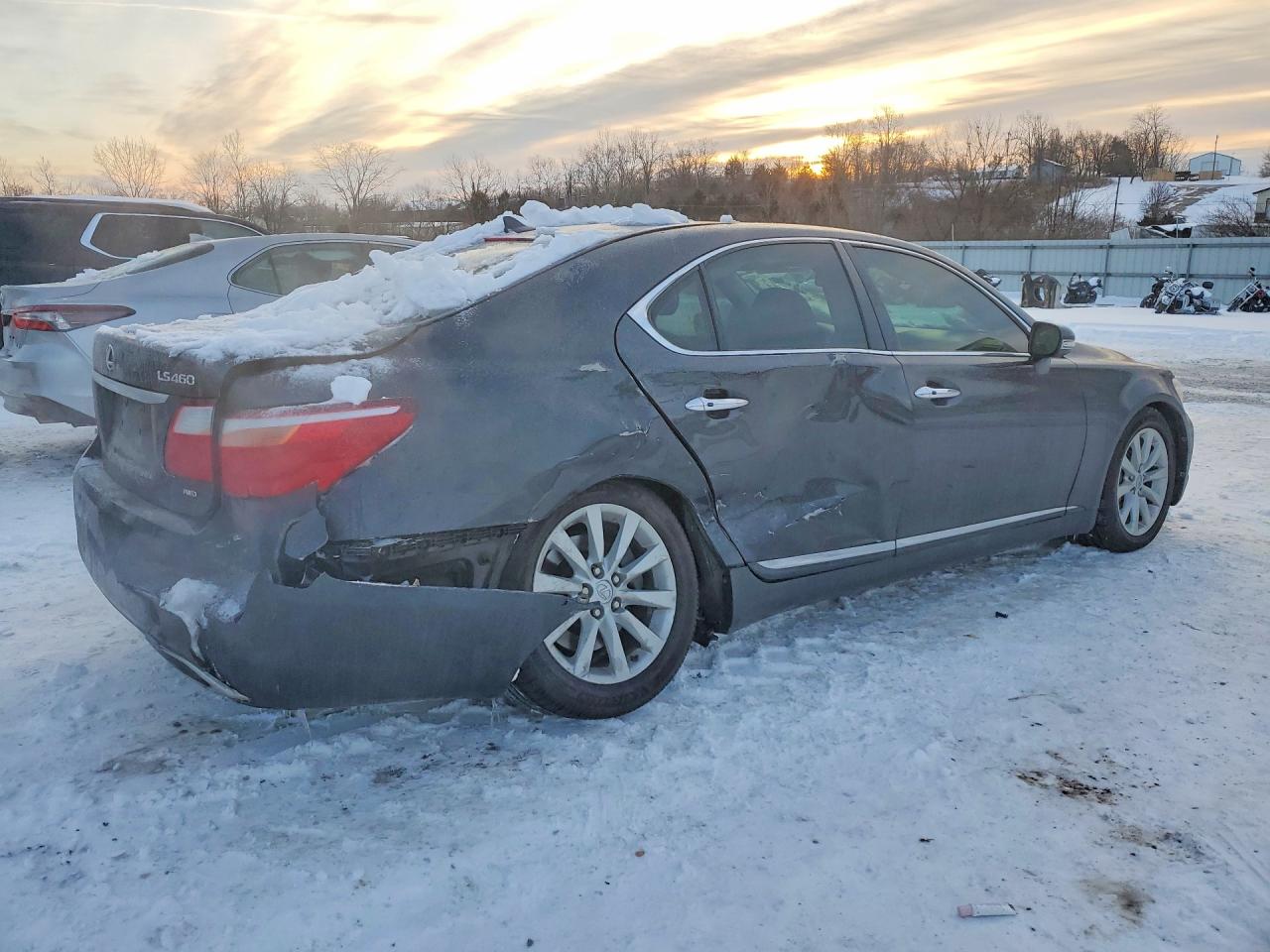 2011 Lexus Ls460 VIN JTHCL1EF2B5009603 photo 3