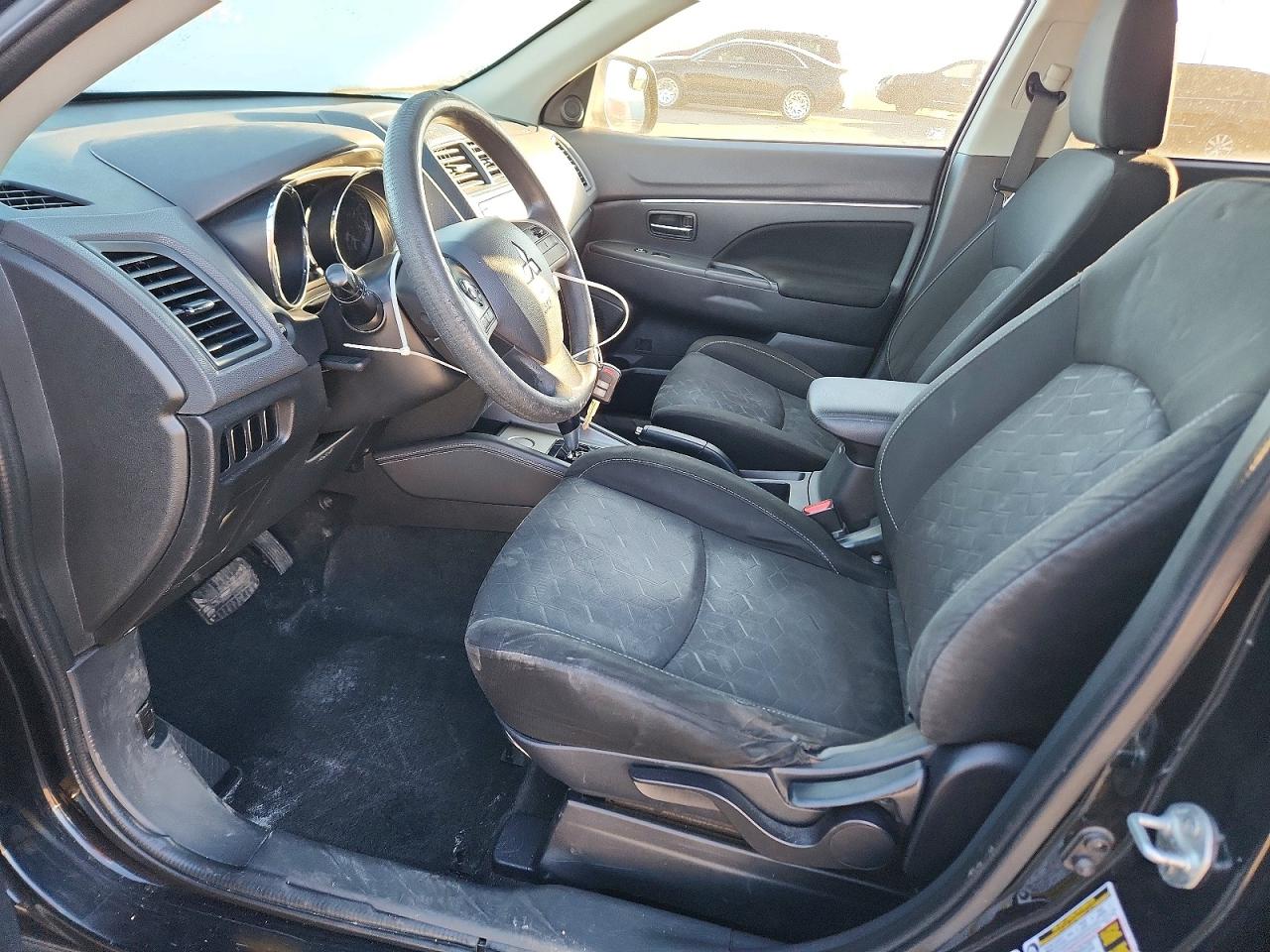 2020 Mitsubishi Outlander VIN JA4AP3AU1LU017481 photo 7