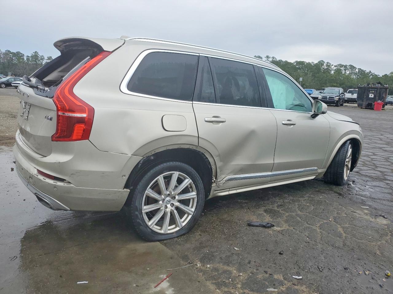2017 Volvo Xc90 VIN YV4A22PL1H1139373 photo 3