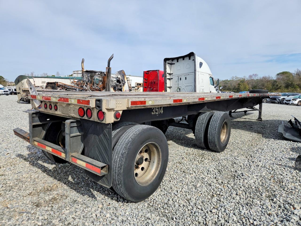 2016 UTIL 16 trailer VIN 1UYFS2488GA427819 photo 4