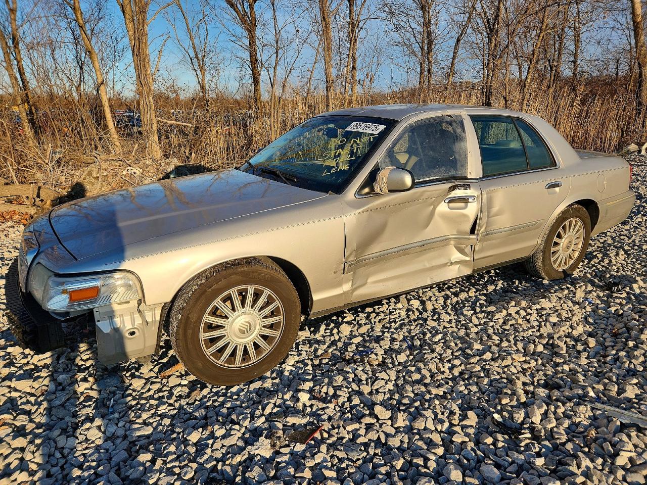 2008 Mercury Grmarquis VIN 2MEFM75VX8X651739 photo 1