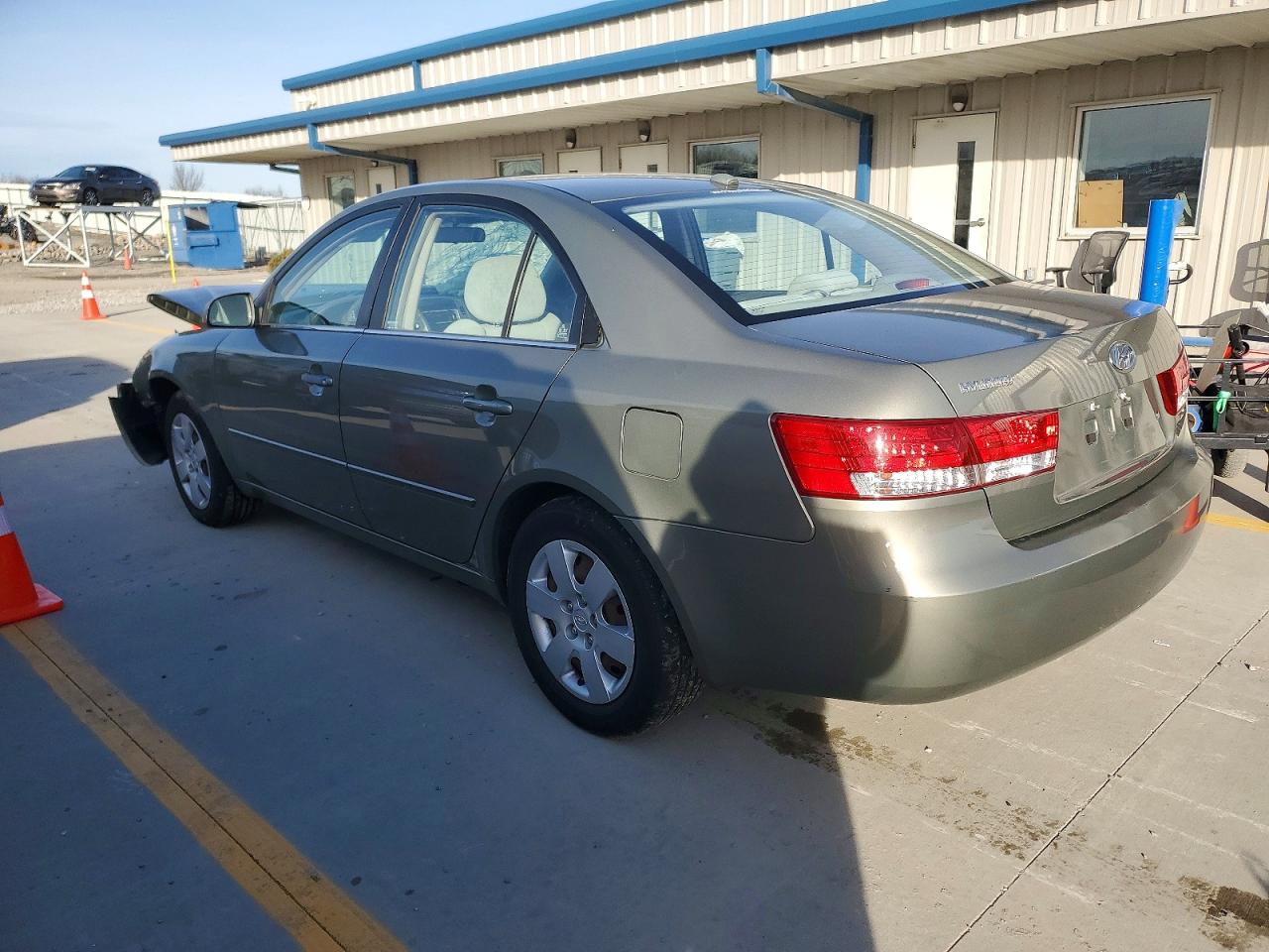 2007 Hyundai Sonata VIN 5NPET46C57H292103 photo 2