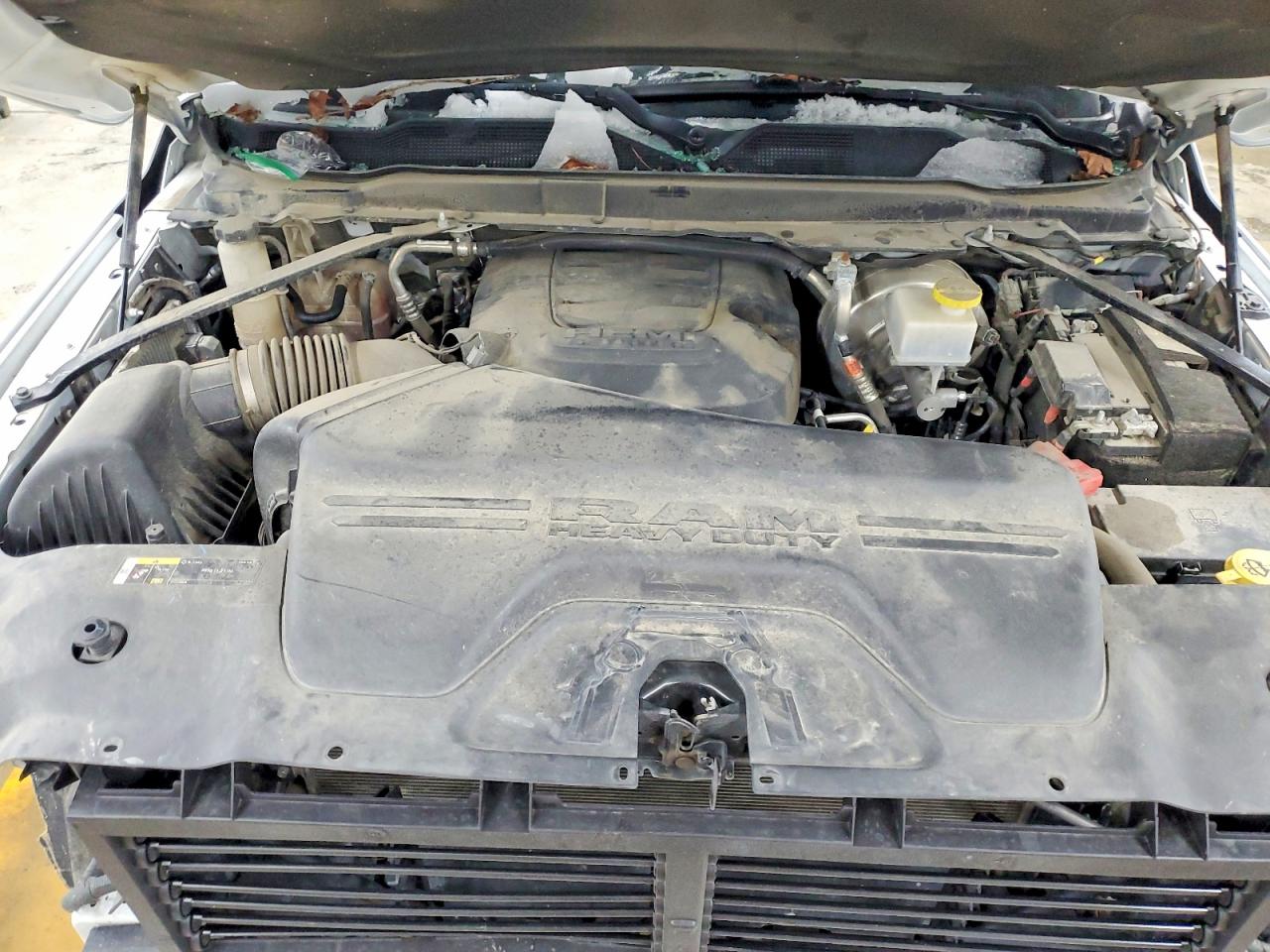2022 Ram 2500 VIN 3C6MR5AJ7NG315464 photo 11