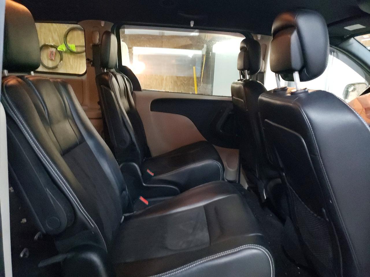 2020 Dodge Caravan VIN 2C4RDGCG9LR206215 photo 11