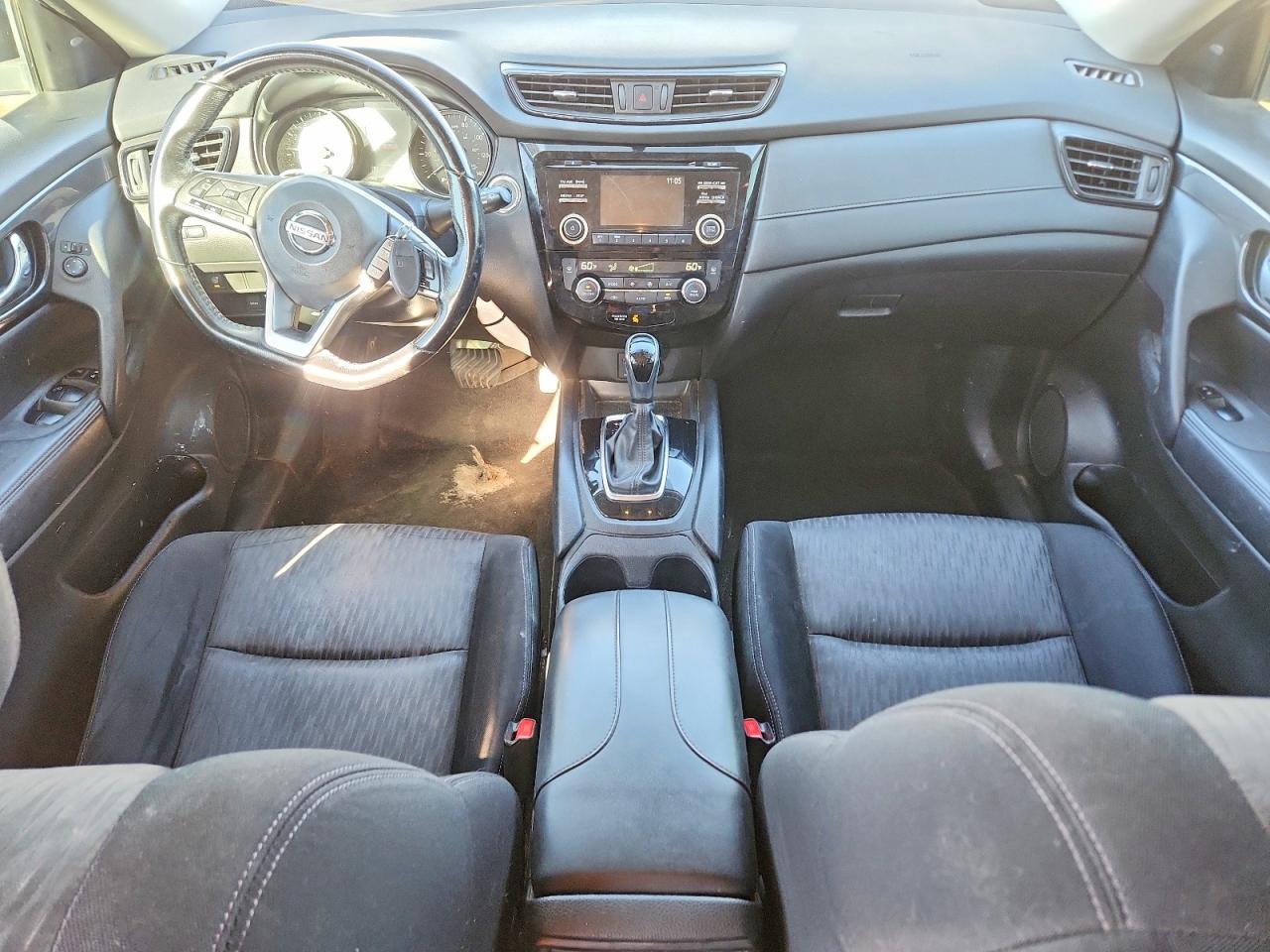 2017 Rogue VIN JN8AT2MT9HW391142 photo 8