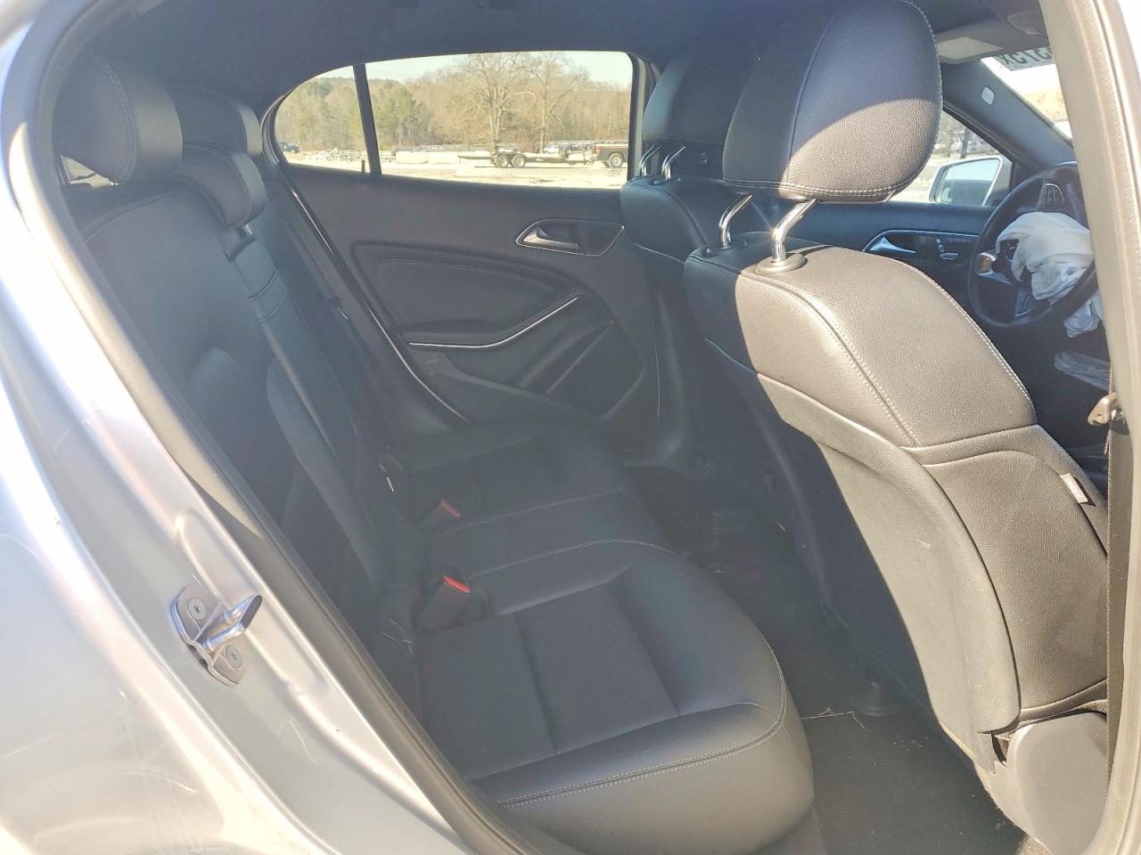 2019 Mercedes Gla-class VIN WDCTG4EB3KJ583696 photo 10