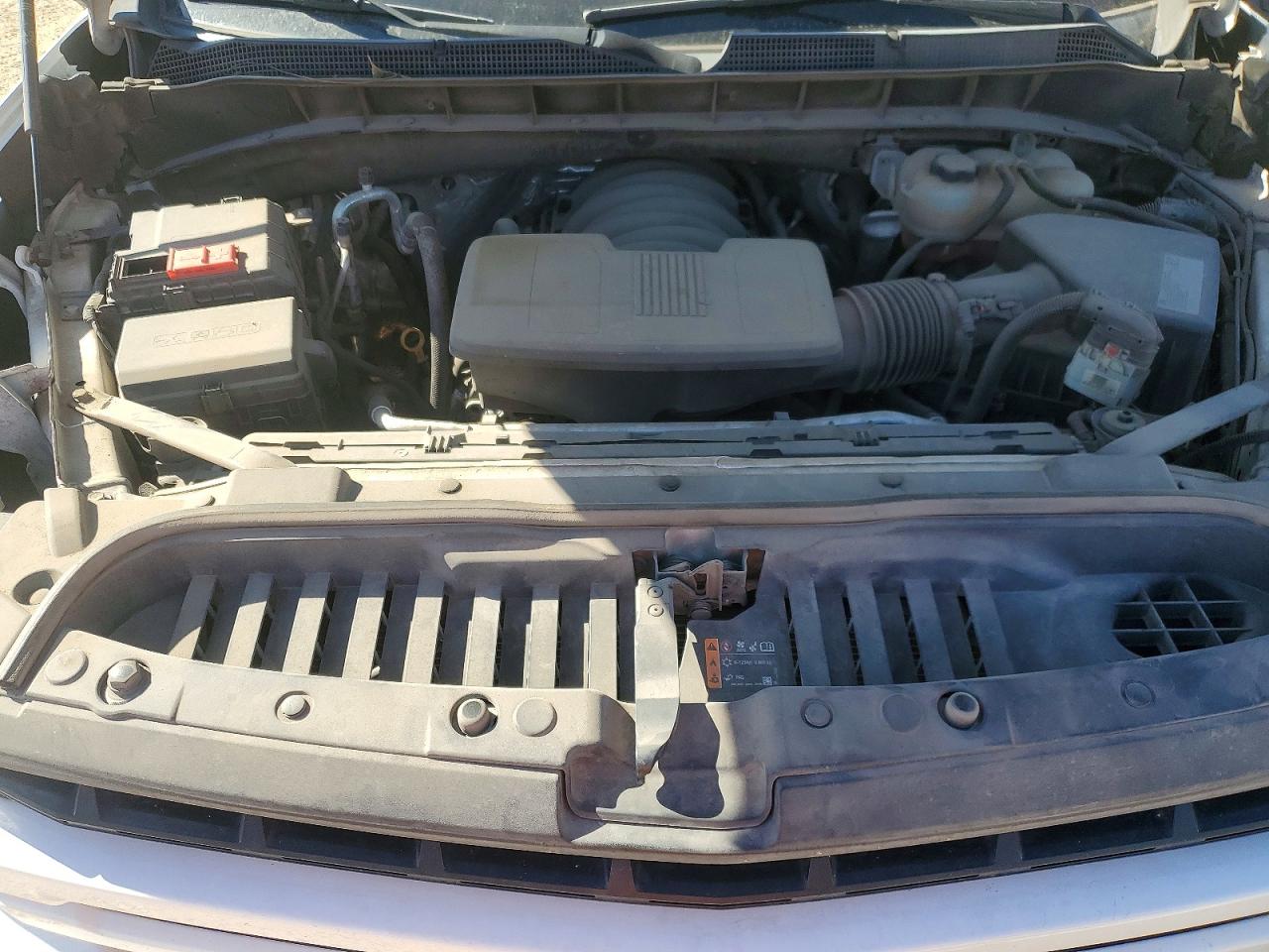 2019 Chevrolet All models VIN 3GCUYEED2KG245691 photo 11