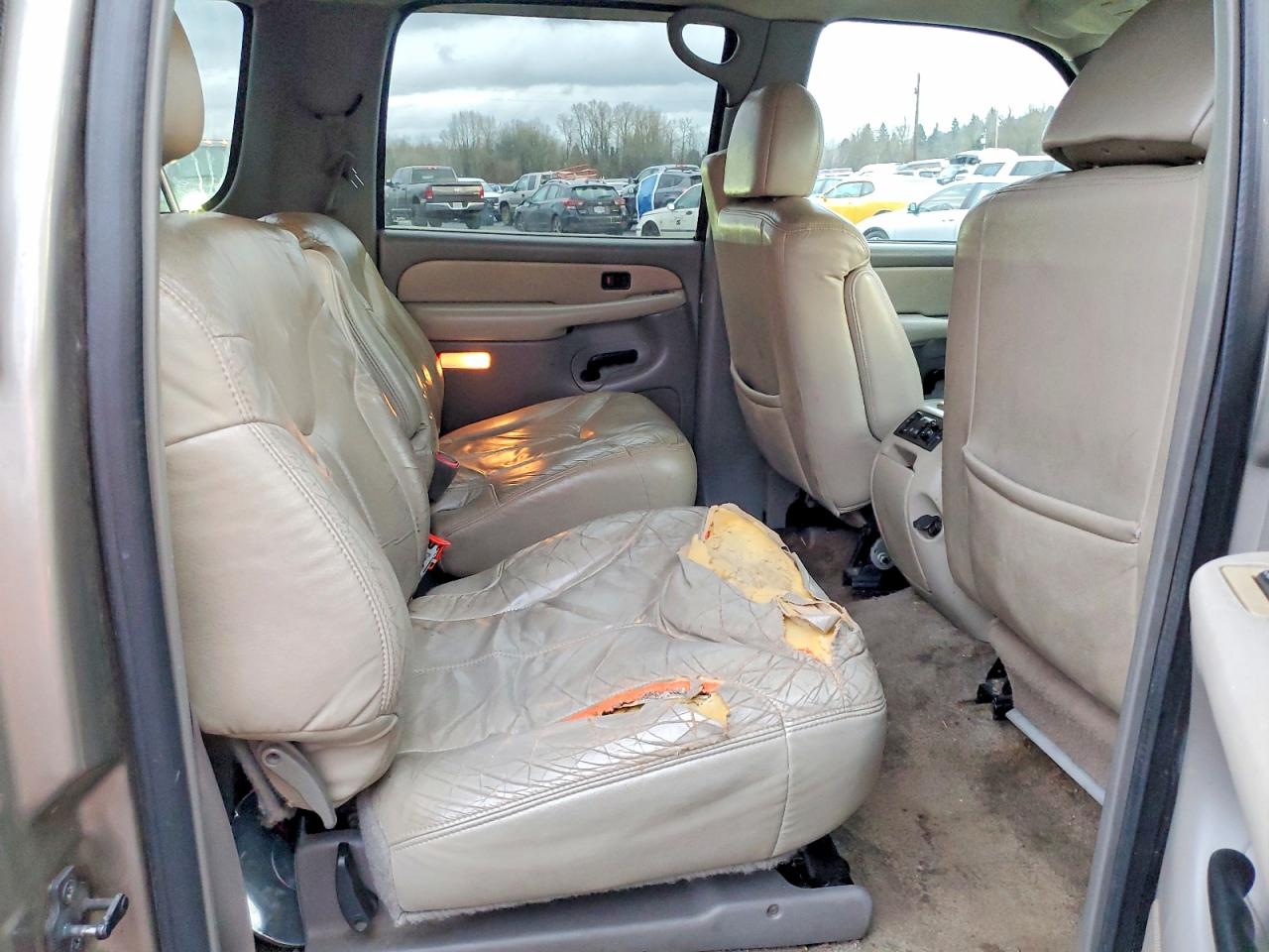 2000 GMC Yukon VIN 3GKFK16T1YG139965 photo 10