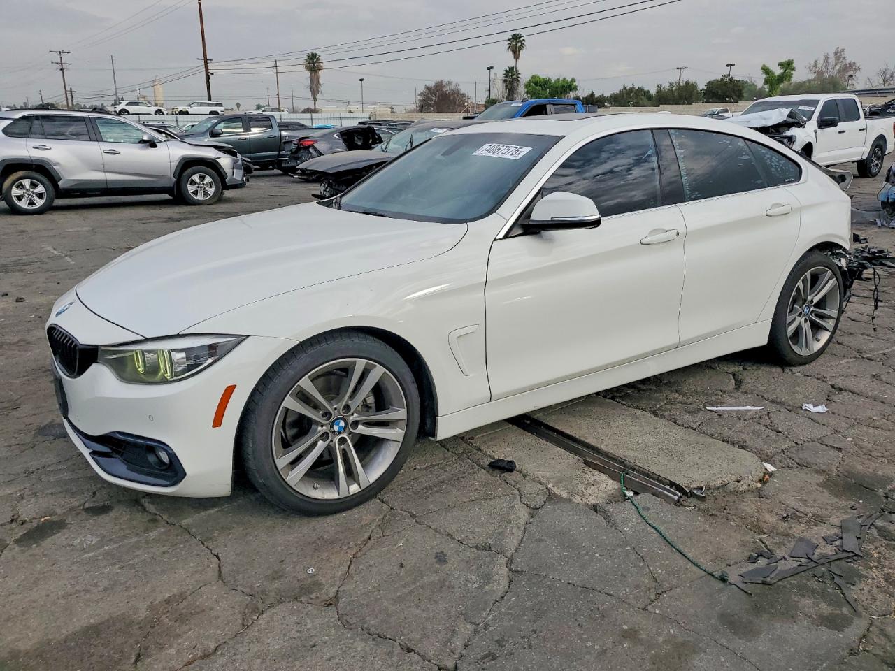 2019 BMW 4 series VIN WBA4J1C57KBM17390 photo 1