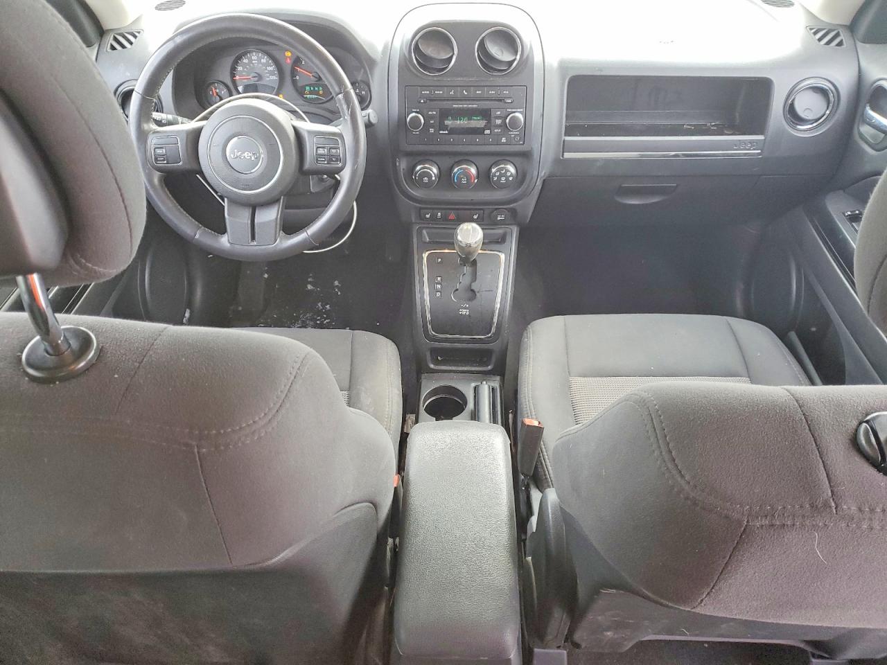 2012 JEEP Patriot VIN 1C4NJPFA7CD690497 photo 8