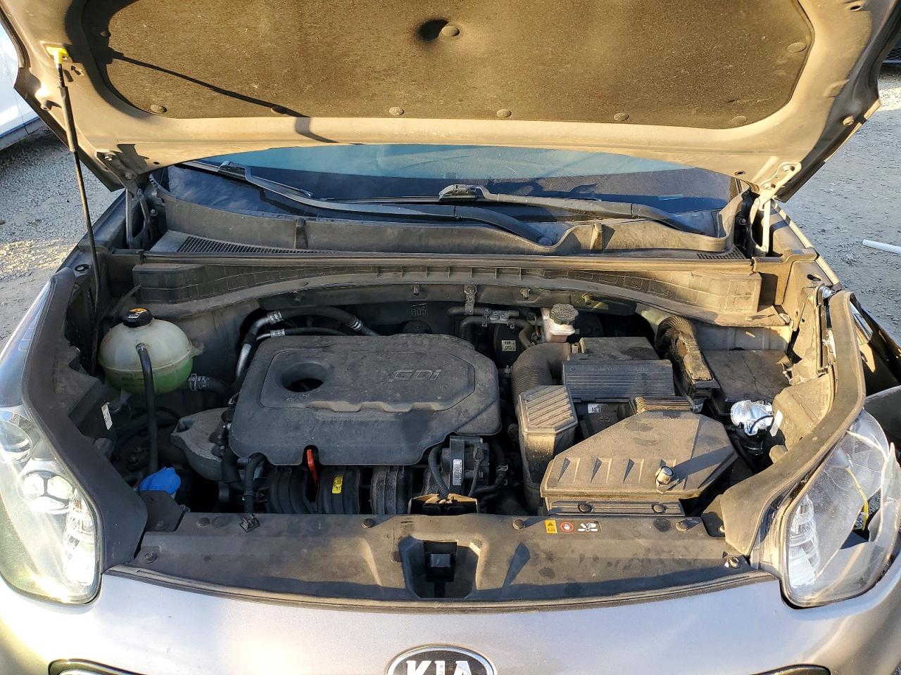 2018 Kia Sportage VIN KNDPMCAC0J7352131 photo 12