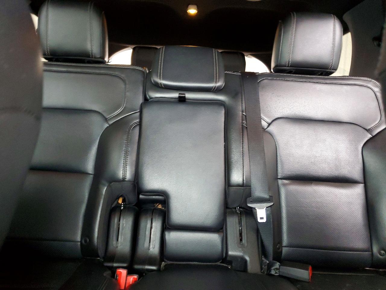 2018 Explorer VIN 1FM5K8F83JGA82385 photo 10