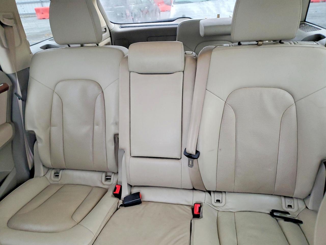 2015 Audi Q7 VIN WA1VMAFE2FD016585 photo 10