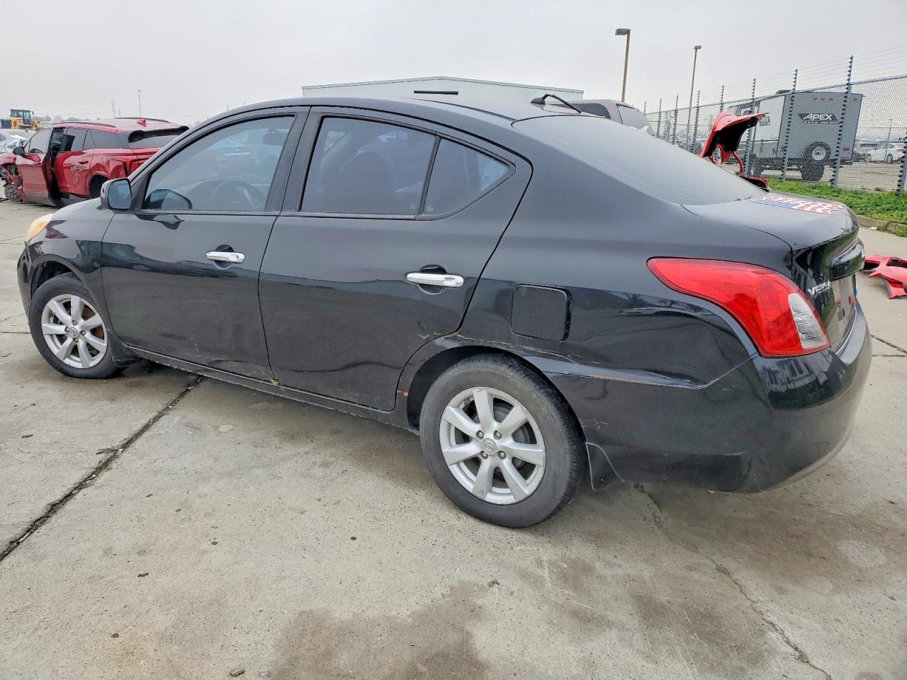 2012 NISS Versa VIN 3N1CN7AP4CL861484 photo 2
