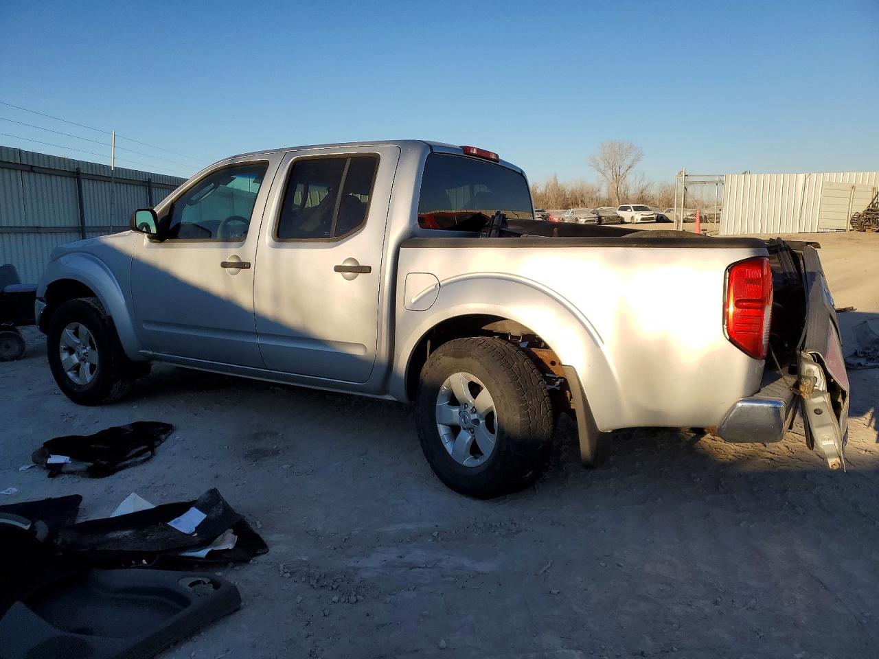 2010 NISS Frontier VIN 1N6AD0EV5AC423828 photo 2