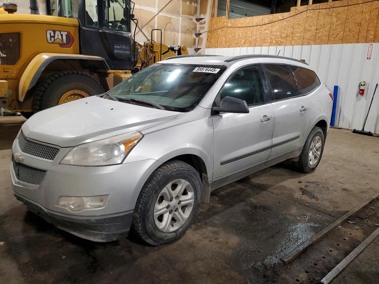 2011 Chev Traverse VIN 1GNKVFEDXBJ303588 photo 1