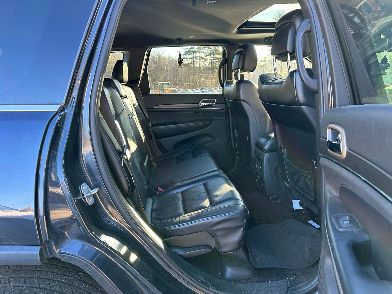 2016 Jeep Grand cher VIN 1C4RJFBG3GC327406 photo 9
